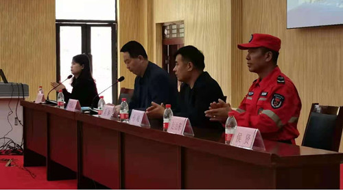 宝塔区红十字会开展防震减灾应急救护培训进校园活动